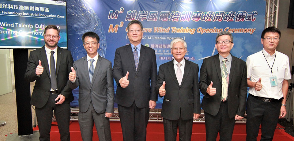 全台首座移動式訓練基地正式啟動(圖)