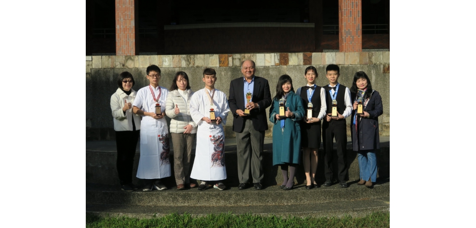 水商餐飲科學生參加108年全國技藝競賽全壘打2金手獎2優勝(圖)