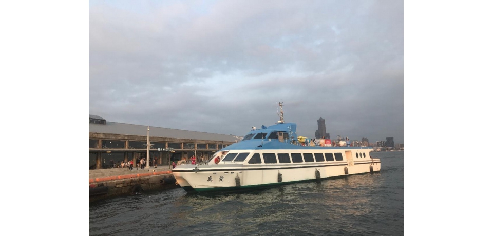 整個高雄港都是遊樂園知性遊港加飛天遊樂設施 一票玩過癮(圖)