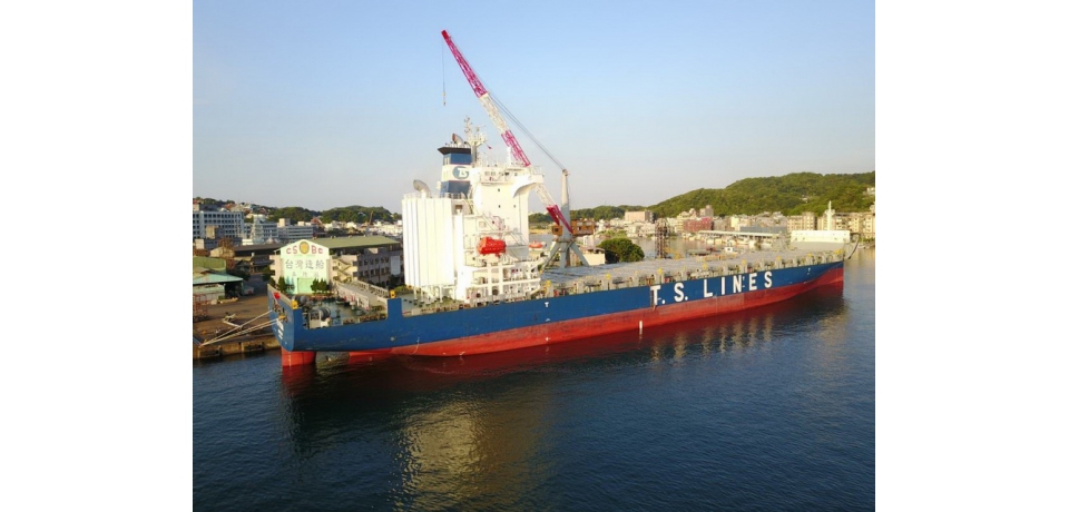 台船公司為德翔海運公司1,800TEU級「TS PUSAN」加裝脫硫器（SCRUBBER）工程(圖)