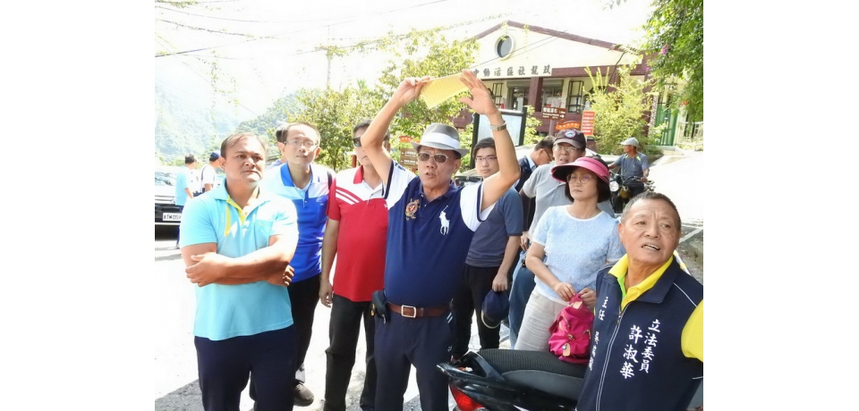 信義鄉雙龍後山農路年久失修　林明溱深入會勘(圖)