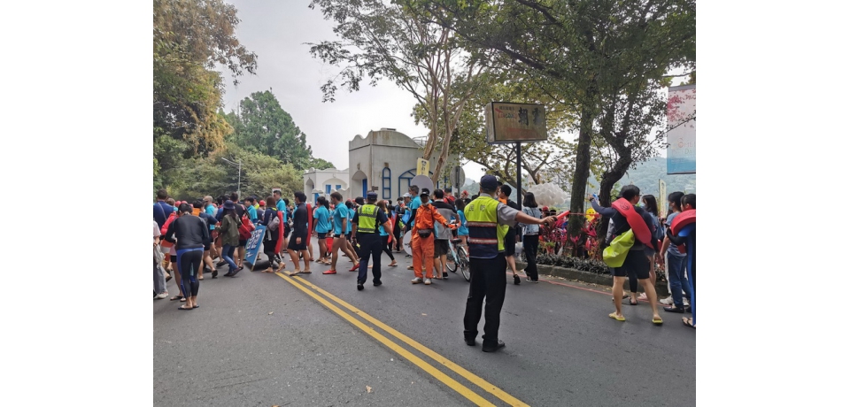 日月潭萬人泳渡活動警方圓滿達成交通疏導任務　周邊道路車多順暢(圖)