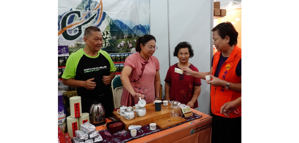 金葉茶業黃漳沂 2020南投茶博會賣玉山好茶(圖)
