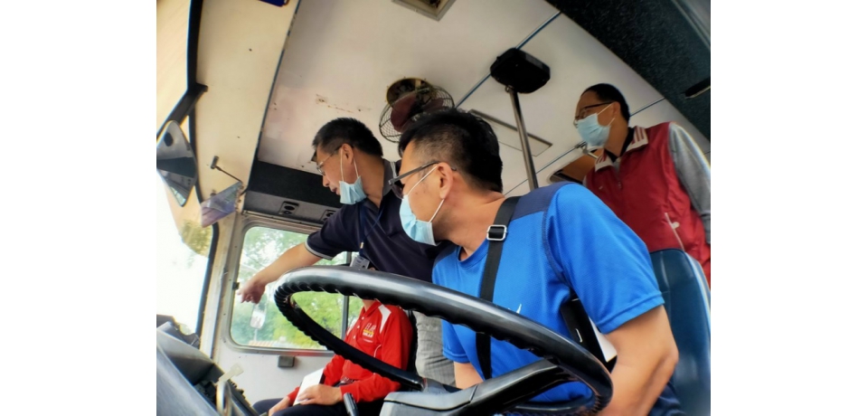 為降低大型車輛視野死角風險 大客、貨車應裝設行車視野輔助系統(圖)