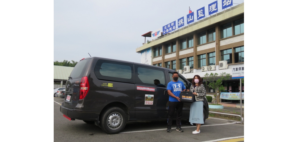 高雄市稅捐稽徵處結合幸福小黃　推出全新「一處收件宅配式全程服務」　納稅人好感動(圖)