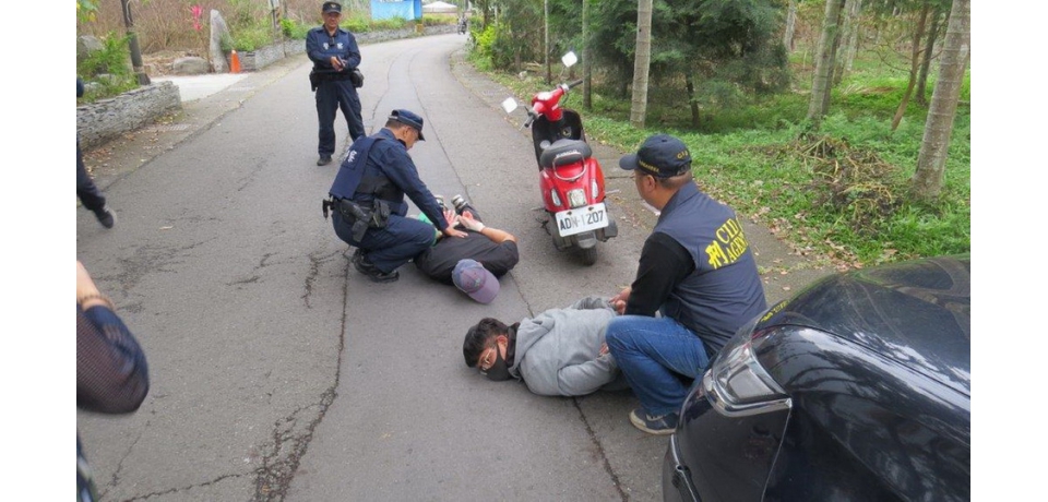 信義分局舉辦防搶防詐騙演練 過程逼真(圖)