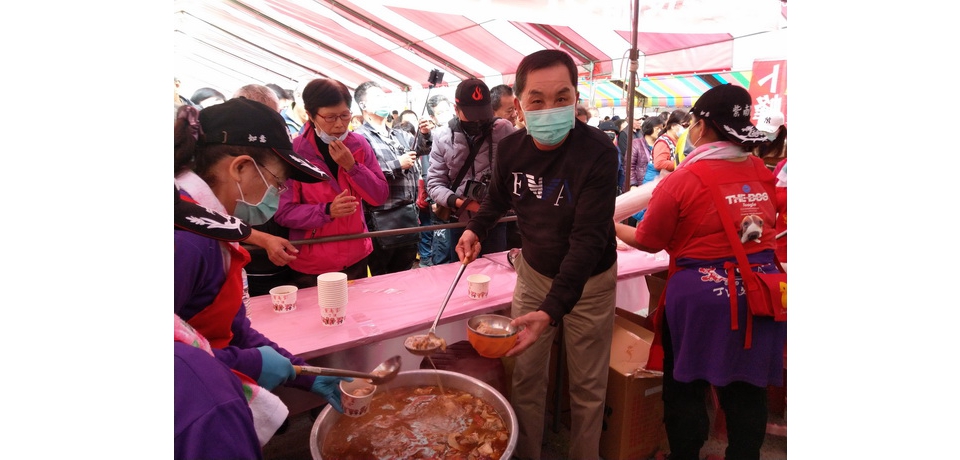 竹山鎮紫南宮呷丁酒年度盛事照常舉辦調整發送冷凍麻油雞調理包帶回家呷平安(圖)