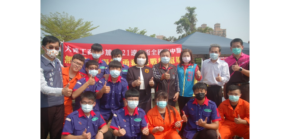 縣長張麗善為技藝教育競賽頒獎 勉勵學子「一技在身 幸福一生 」(圖)