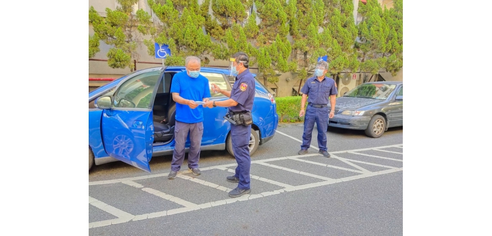 雲縣警察局配發員警隨身瓶酒精  強化自我防疫工作(圖)