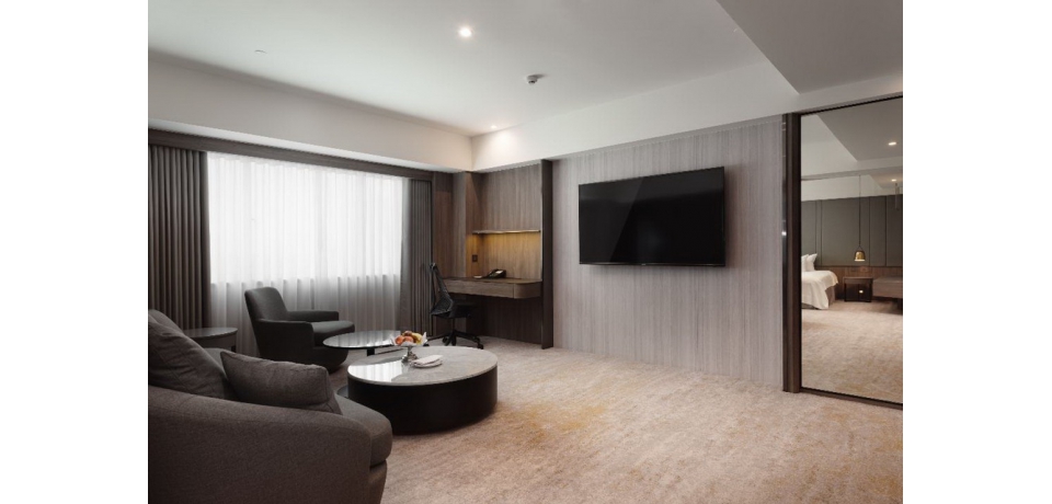 應援指考生 Study From Hotel高雄福華飯店客房變身圖書館(圖)