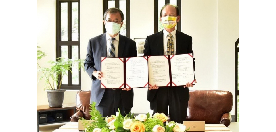 臺灣港務公司高雄港務分公司與國立中山大學合作意願書簽約儀式(圖)