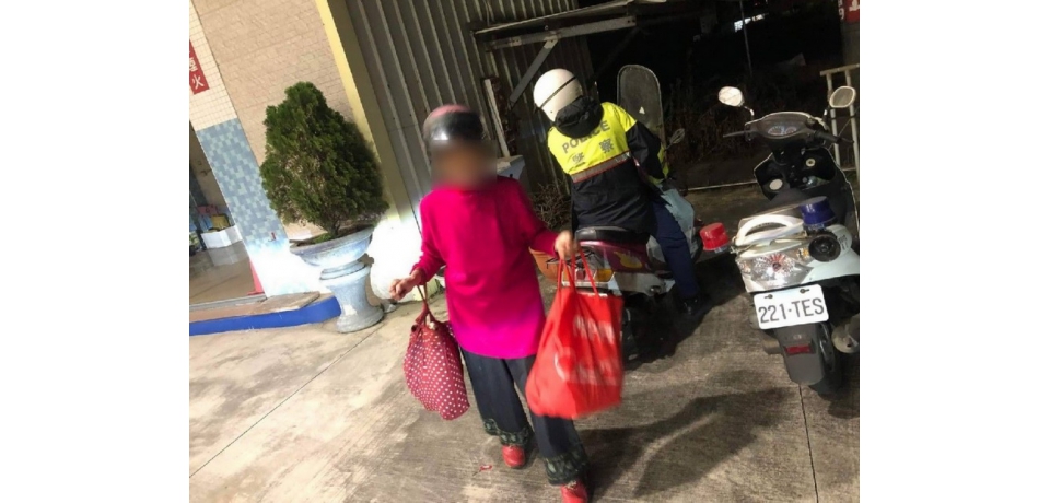 雲林縣斗南警協助迷航老婦順利返家(圖)