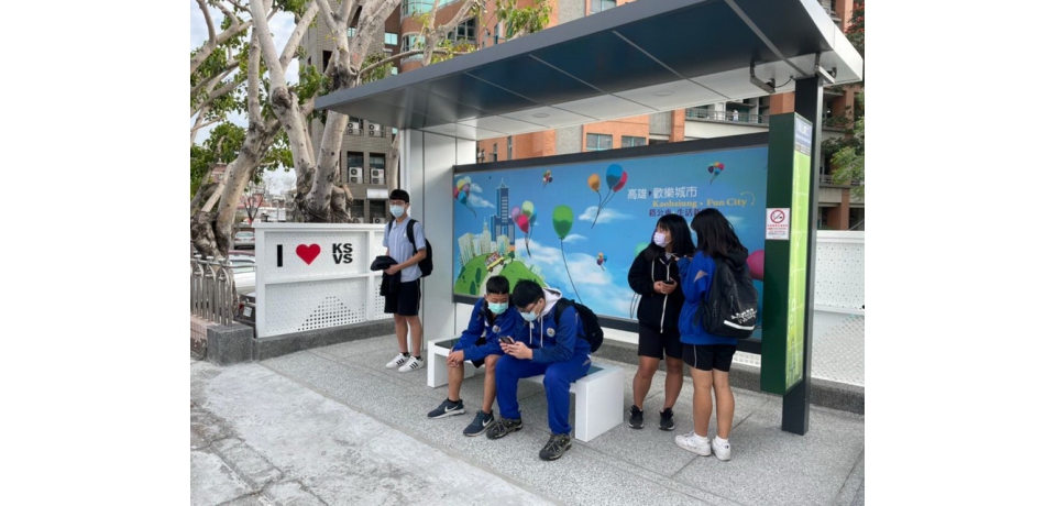 交通局與岡山農工合作興建候車亭　提供學子優質候車環境(圖)