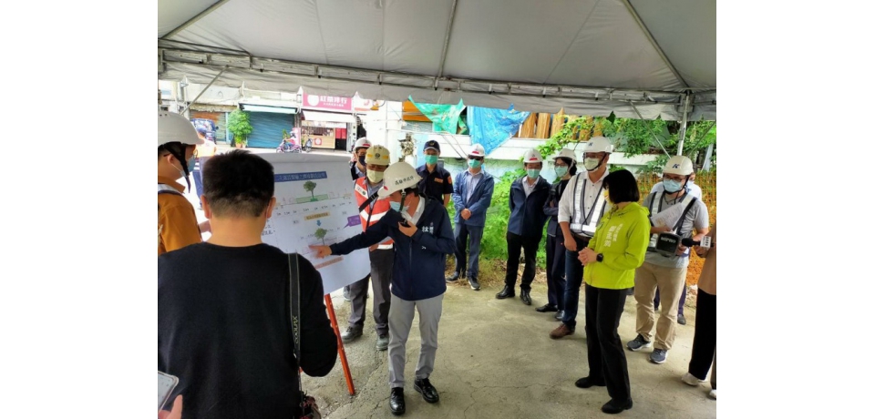 高雄市副市長林欽榮視察輕軌工程大順路段(建工路至大豐二路)路面復舊(圖)