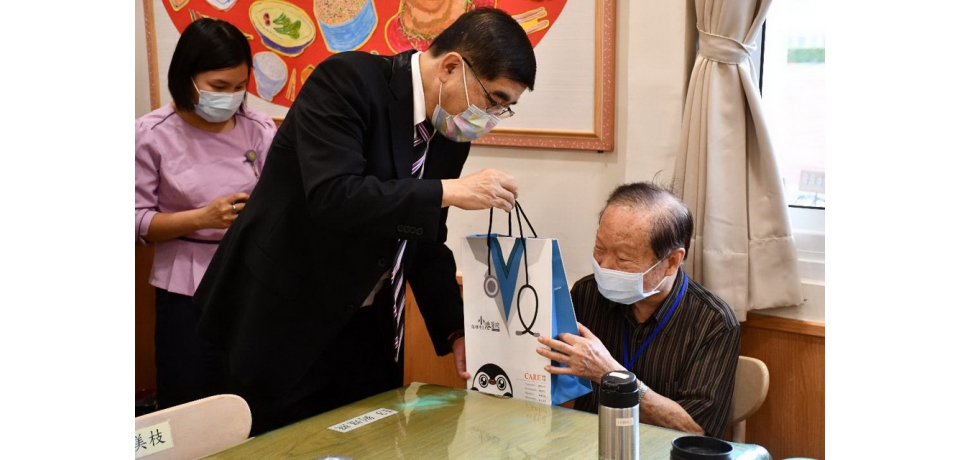 吞嚥卡卡中秋這樣吃! 高醫凍月餅　另類烤串好吃好吞好安心(圖)