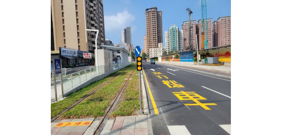 捷運局：輕軌沿線瀝青混凝土委請養工處刨鋪道路屬工程慣例公開透明絕無不法(圖)