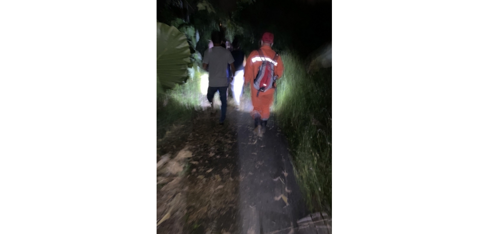 下庄仔福德宮指示主委張秦瑞 助平和里老婦人脫困(圖)