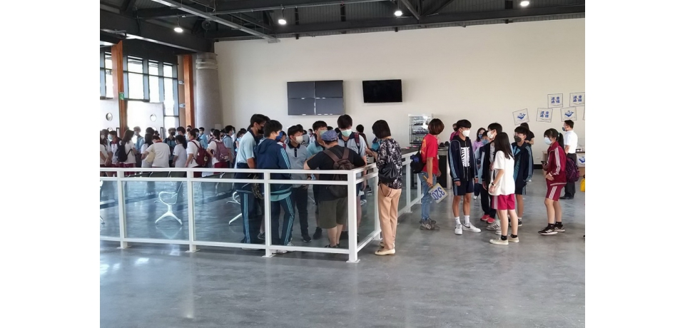 鼓山輪渡站全新候船室今早啟用　搭船民眾滿意五星級舒適環境(圖)