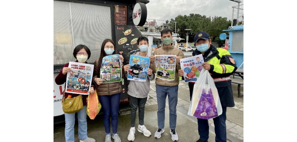 迎接歲末採買 保大警加強預防犯罪宣導(圖)