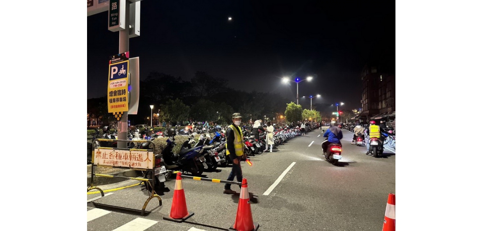 高雄蓮潭燈會交通管制設置行人徒步區 周邊道路平均行駛速率維持30公里(圖)