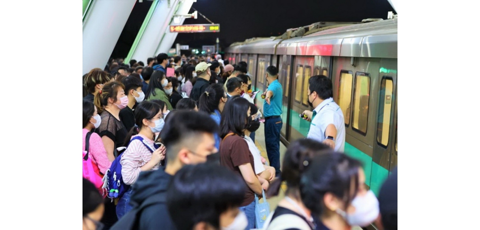 因應高雄演唱會三重人潮 捷運輕軌運輸規劃再升級 憑票根購物、餐飲享優惠(圖)