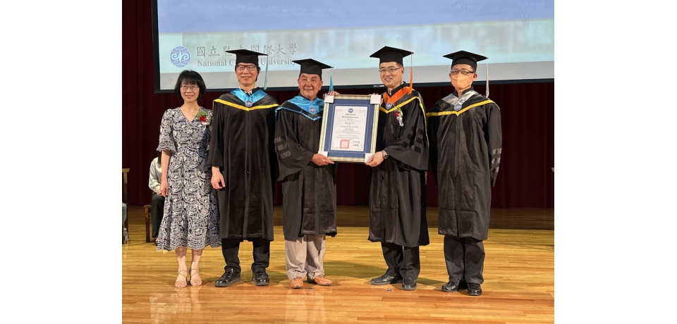 紫南宮主委莊秋安獲頒暨大名譽博士 表彰其對於南投文教的卓越貢獻(圖)