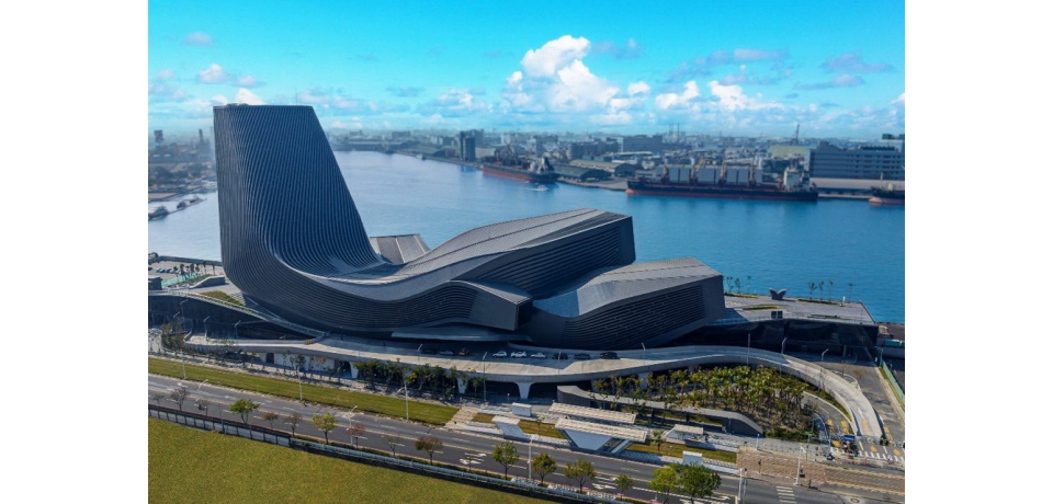 高雄港旅運中心戶外空間即日起開放參觀3F「海韻藝術廣場」 可望成為港區打卡新熱點(圖)