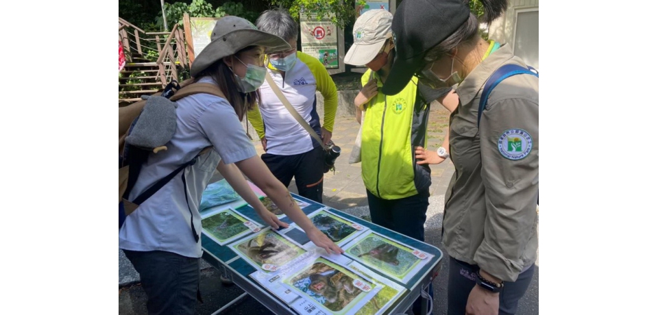 自管處於登山口進行獼猴快閃課程 減少人猴衝突(圖)