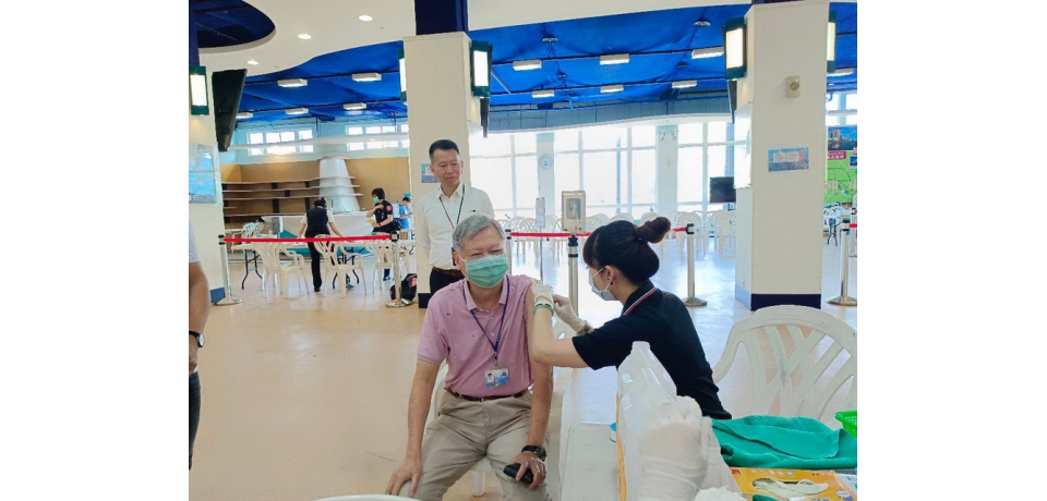 因應類流感及新型冠狀病毒肆虐  港務公司辦流感暨COVID-19莫德納XBB.1.5疫苗接種站(圖)