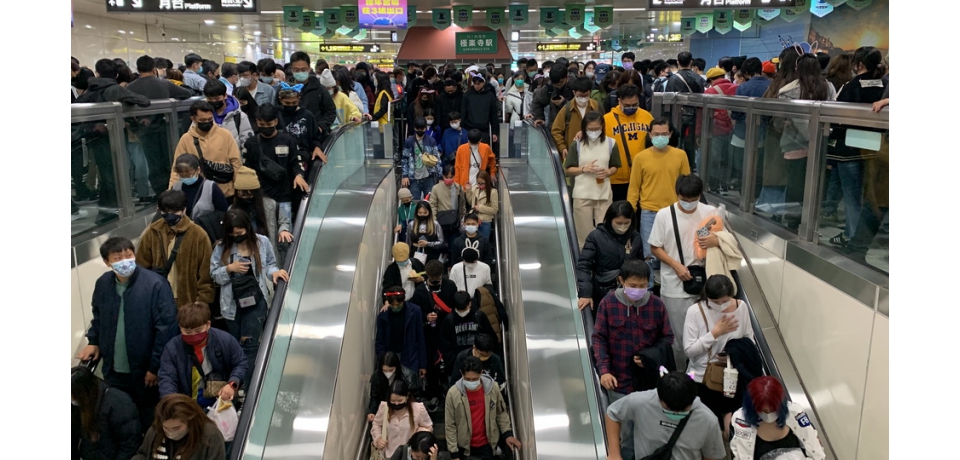 跨年夜高雄捷運及輕軌延長營運(圖)