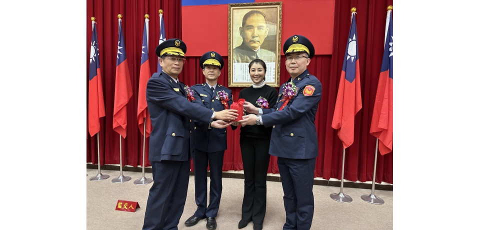 南投縣政府警察局舉行卸、新任局長交接典禮(圖)