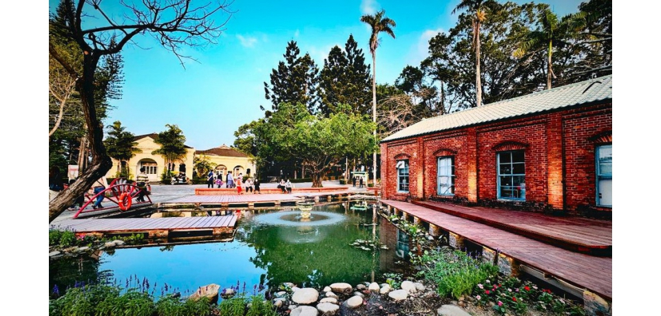 拍照打卡新景點 橋頭糖廠景觀水池華麗登場(圖)