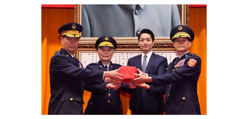 台北市政府警察局新任警察局長李西河就職 蔣萬安要求整治警紀絕不護短(圖)