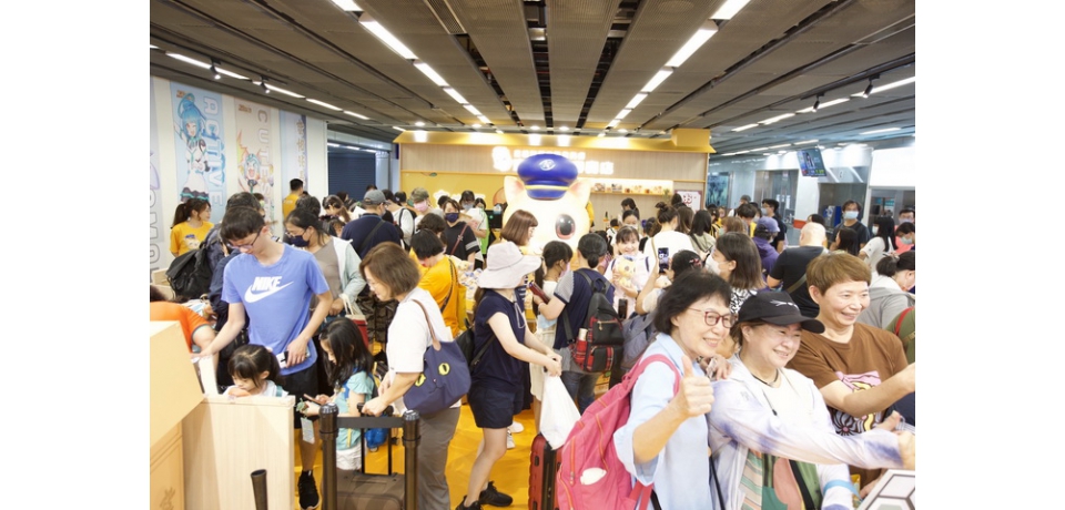 全台第一家「蜜柑站長專賣店」開張大吉 高雄市長陳其邁剪綵祝賀  誠摯推薦可愛保證(圖)