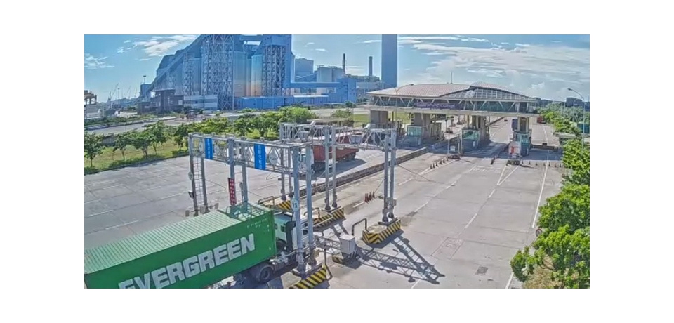 港務公司積極協處緩解港區櫃場貨櫃車流　並與市府共同努力改善沿海路壅塞問題(圖)