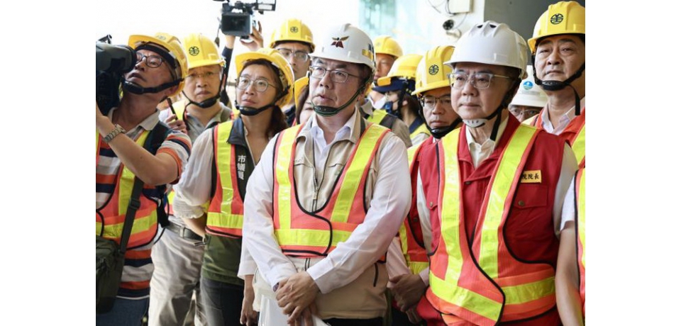 台鐵嘉義至新營段8/2將恢復通車 台南市長黃偉哲偕同行政院長卓榮泰關心搶修進度(圖)