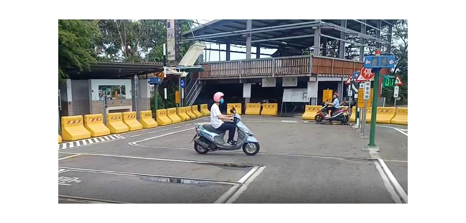 報考機車駕訓班 南投縣政府加碼補助500元共可獲補助1800元(圖)