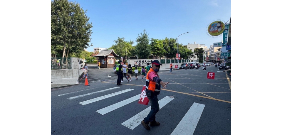 開學日　南投警分局實施護童專案維護學童安全(圖)