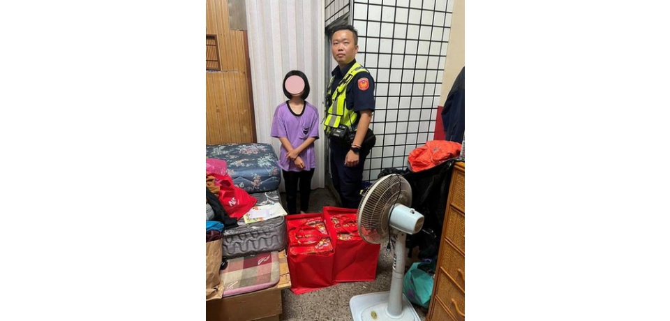 關懷弱勢祖孫 雲林縣古坑警送暖(圖)