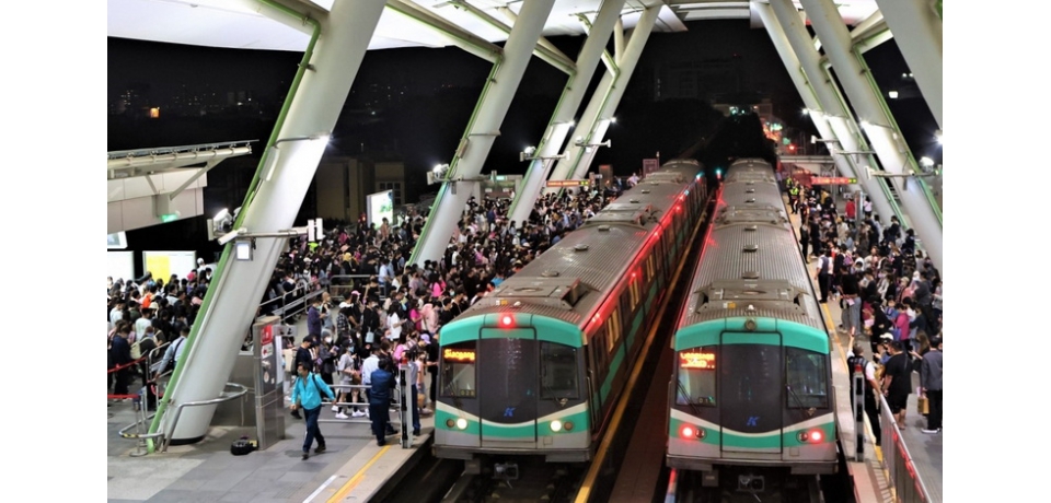 「火星人 布魯諾」演唱會期間 高雄捷運備有加班車疏運(圖)