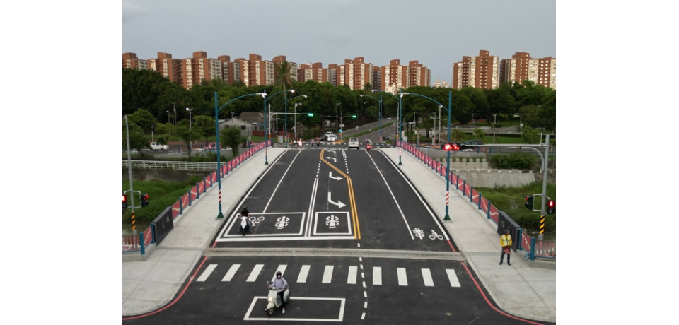 岡山筧橋改建開放通行  工務局：提升岡山新行政區交通便利性(圖)