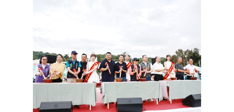 茶博會千人擂茶上場 千人同步體驗客家飲茶文化(圖)