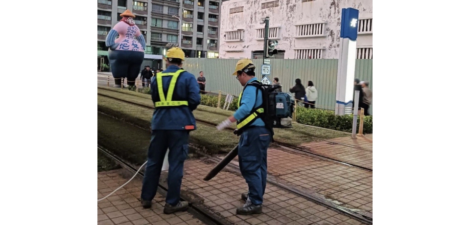 寒假與春節將至  高雄輕軌加強路口軌道區清潔維護 喜迎運量高峰(圖)