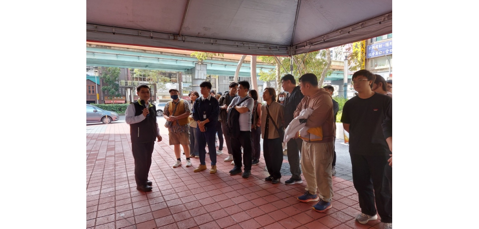 桃園市政府參訪台北市府「瑠公綠廊人行環境改造工程」(圖)