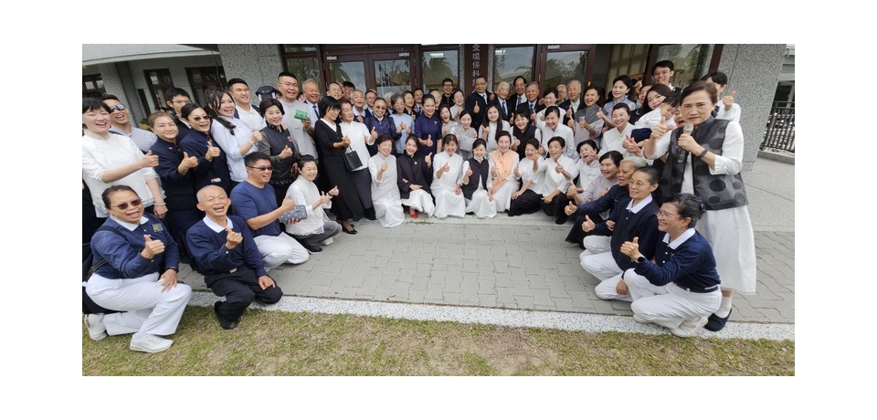 「大愛環保科技、鳳山館」開幕   回收再製品  創新創意救地球(圖)