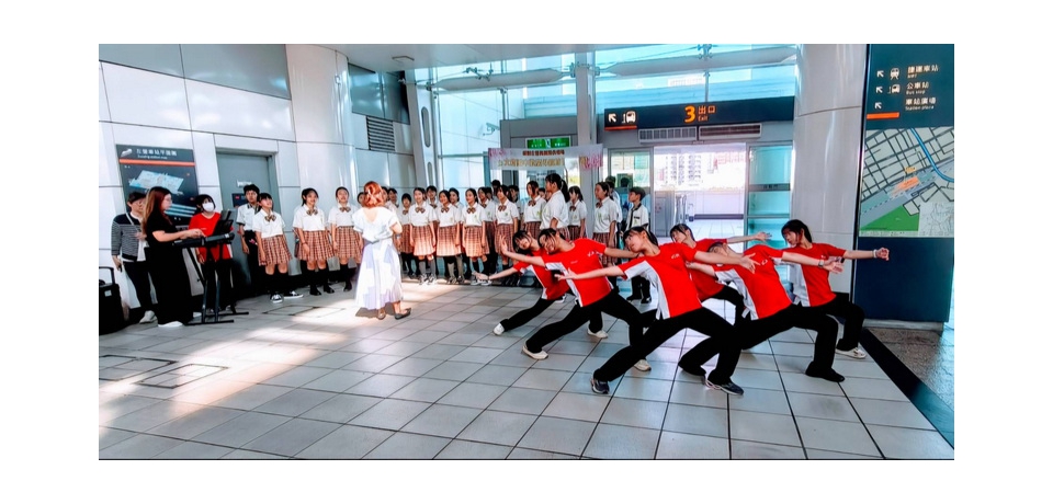 左營站歡慶母親節    文府國中學子歌舞送祝福(圖)