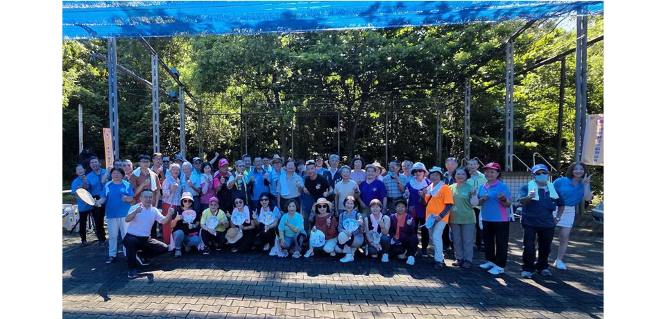 南投縣忘年關懷協會推動節能減碳健走楓仔坑步道(圖)