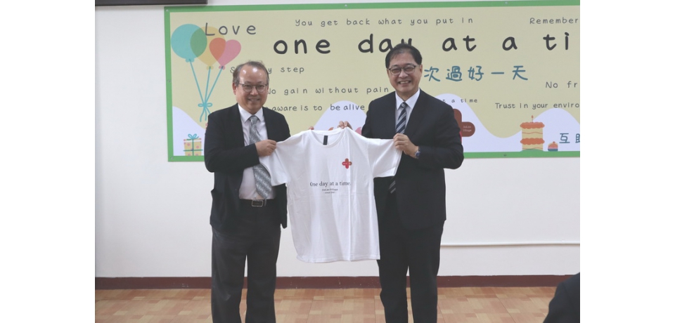 法務部部長鄭銘謙視察草屯療養院茄荖山莊(圖)