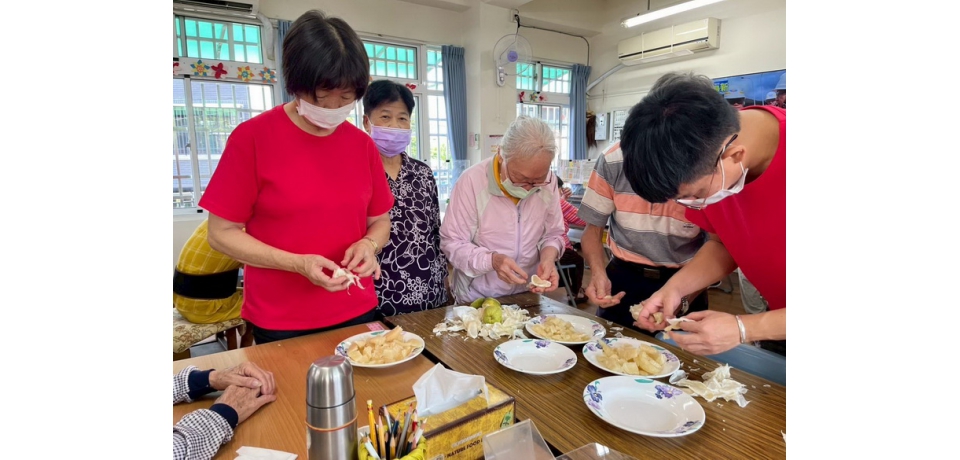 中秋傳情草屯療養院附設北勢里日照中心溫馨團圓迎佳節(圖)