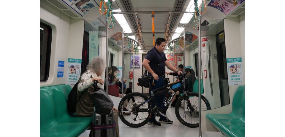 高雄捷運2月1日起調整一般腳踏車搭乘政策 並增訂旅客進站裝扮應行注意事項(圖)